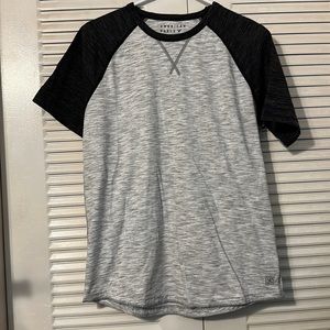 American Eagle Baseball Shirt Small Grey and Black
